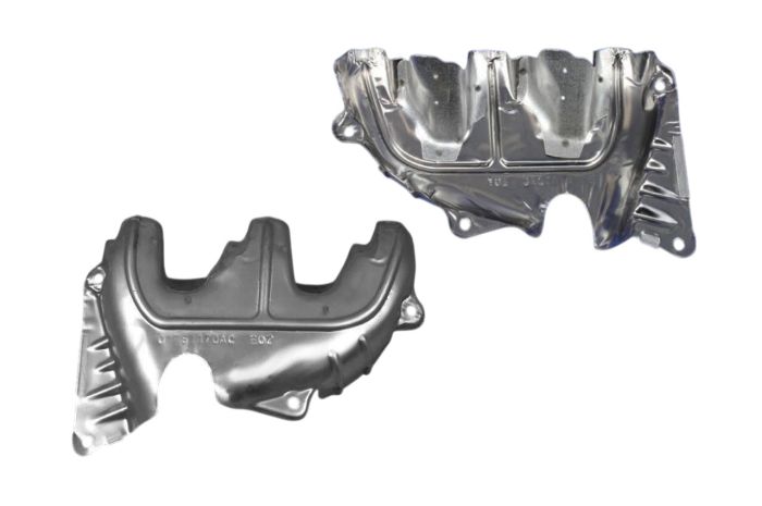 Тепловой экран ЗАДНЯЯ часть (ПРАВЫЙ) 3,3 литра EGA / 3,8 литра EGH