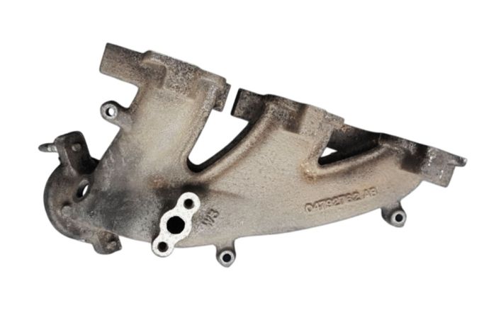 Выпускной коллектор ПРАВЫЙ 2.7 литра EER