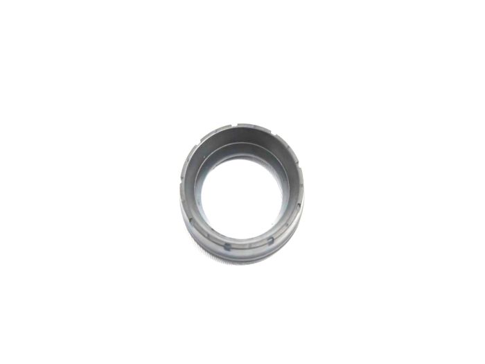 Сальники свечных колодцев