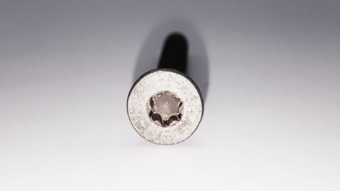 Болт магнитный для двигателя DOHC 2.4л. EDZ