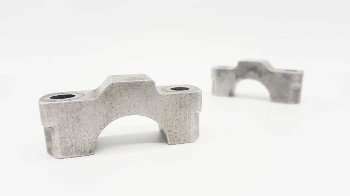 Крышка крепления распредвала 2,7л. EER