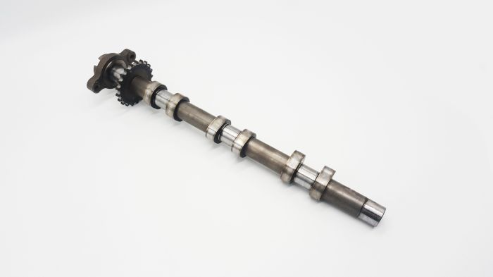 Вал распредвальный ВЫПУСКНОЙ ПРАВЫЙ 2,7л. EER 