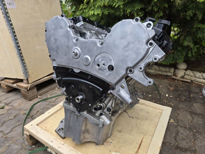 Двигатель в стандартной комплектации 3,5 литра EGG