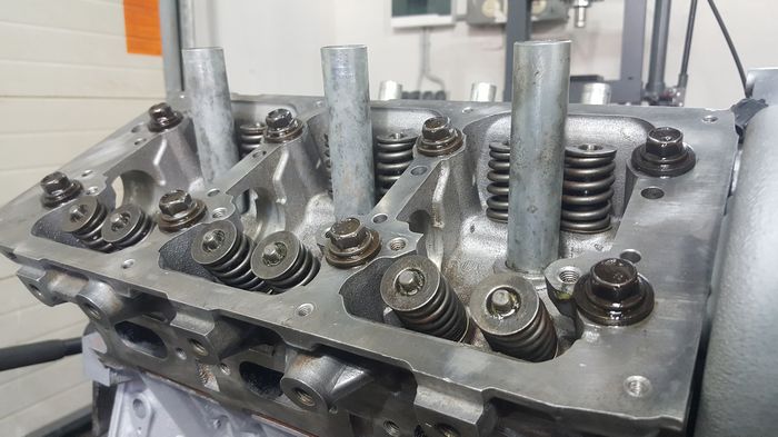 Двигатель 3.2/3.5 литра